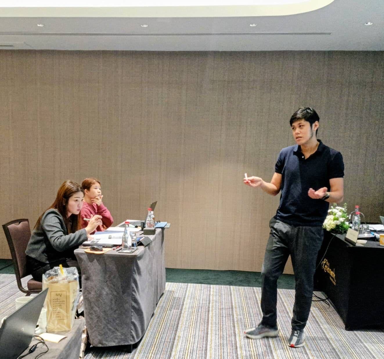 ผู้สอน TRAINIAC บรรยายหลักสูตร AI for Secretary ให้เลขานุการผู้บริหารจาก Bosch และการบินไทย ณ โรงแรม The Landmark กรุงเทพฯ